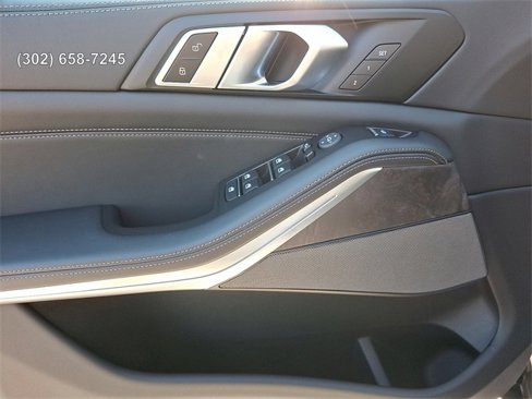 Used 2025 BMW X5 xDrive40i w/ Premium Package image 11
