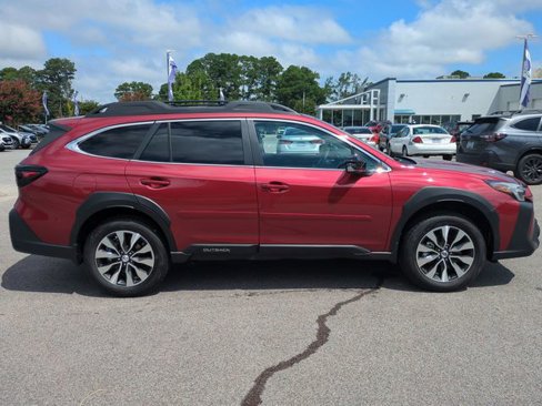 New 2025 Subaru Outback Limited image 2