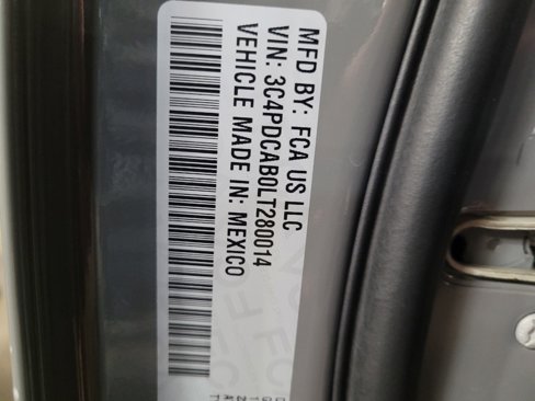 Used 2020 Dodge Journey SE w/ SE Popular Equipment Group image 33