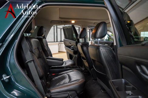 Used 2022 Nissan Pathfinder Platinum w/ Cargo Package image 11