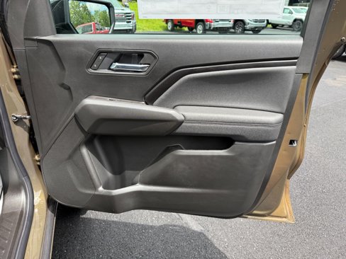 New 2025 GMC Canyon Elevation w/ Convenience Package image 22
