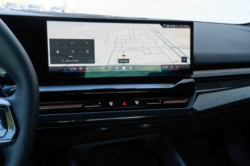 Certified 2025 BMW 530i w/ Premium Package image 23