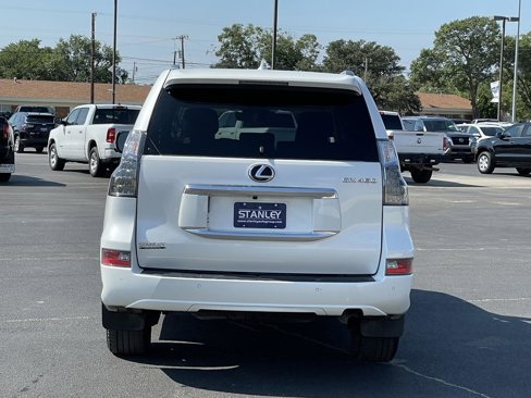 Used 2022 Lexus GX 460 Premium image 6