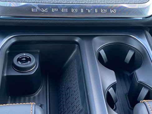 New 2025 Ford Expedition Tremor image 7