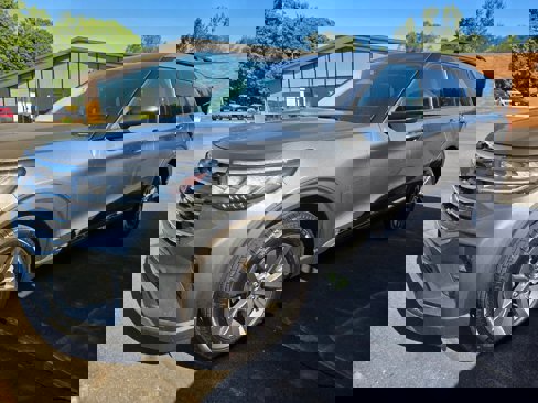 New 2025 Ford Explorer Active w/ Active Comfort Package image 1