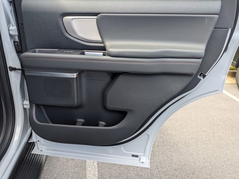 New 2025 Ford Expedition Active image 36