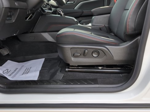 New 2025 Chevrolet Colorado Z71 w/ Technology Package image 29