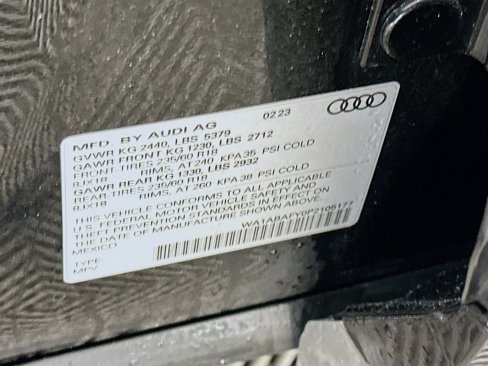 Used 2023 Audi Q5 2.0T Premium w/ Convenience Package image 12