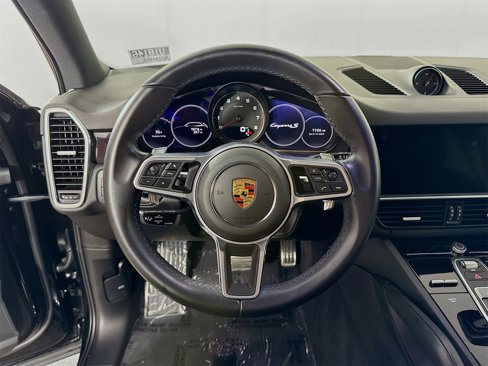 Certified 2022 Porsche Cayenne S Platinum image 12