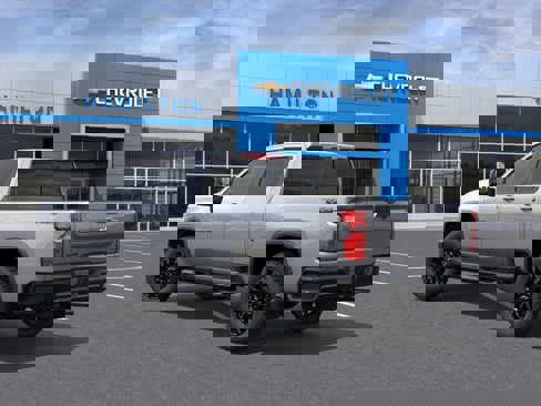 New 2026 Chevrolet Silverado 2500 LT image 3