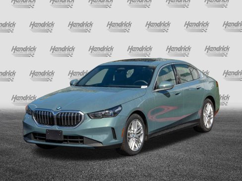 Certified 2025 BMW 530i w/ Premium Package image 5