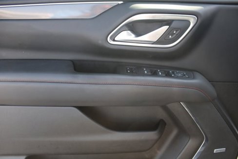 Used 2022 Chevrolet Tahoe RST w/ Sport Performance Package image 30