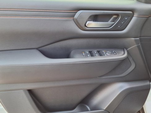 New 2025 Nissan Armada PRO-4X image 13