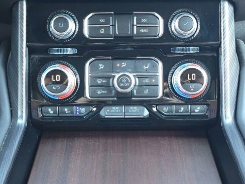 Used 2023 GMC Yukon XL Denali Ultimate image 39