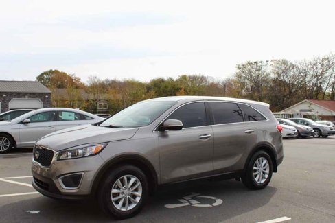 Used 2018 Kia Sorento L image 1