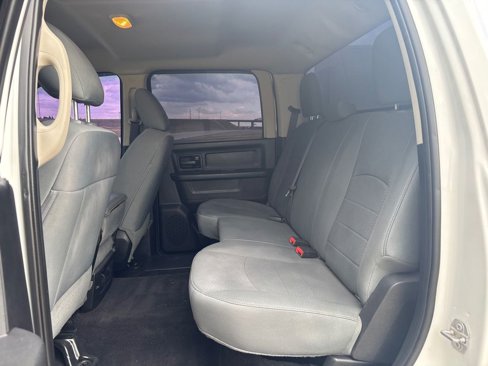 Used 2017 RAM 3500 Tradesman w/ Chrome Appearance Group image 17