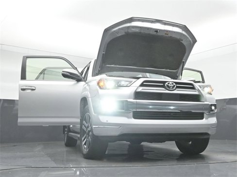 Used 2024 Toyota 4Runner Limited image 43