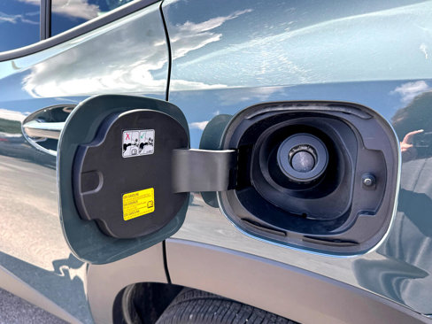 Used 2025 Chevrolet Trax LT image 23