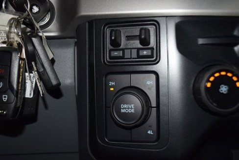 Used 2024 Ford F350 XLT w/ XLT Value Package image 39
