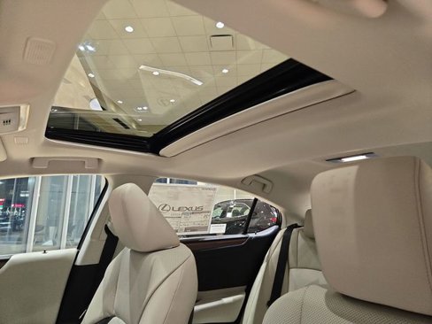 New 2025 Lexus ES 350 w/ Premium Package image 32