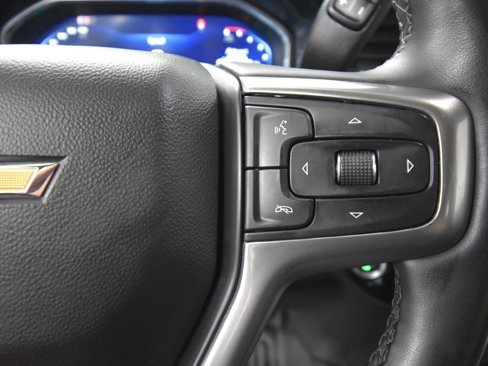 Used 2024 Chevrolet Silverado 2500 LT w/ Convenience Package image 33