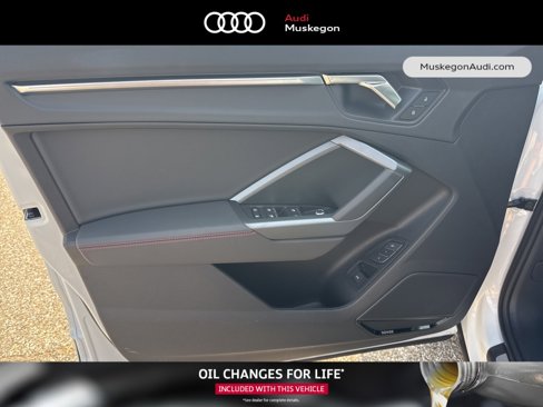 New 2025 Audi Q3 2.0T Premium Plus image 9