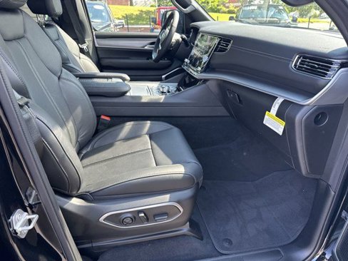 New 2025 Jeep Wagoneer Series II w/ Premium Group I image 13