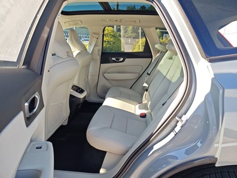 New 2026 Volvo XC60 B5 Ultra w/ Protection Package Premier image 13