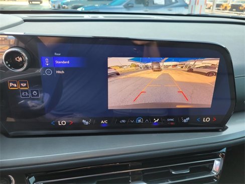 New 2026 Chevrolet Traverse LT w/ Midnight/Sport Edition image 14