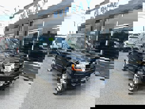 Used 2017 Ford Expedition Limited image 1