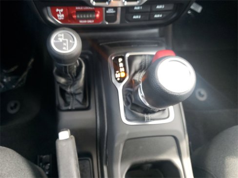 New 2025 Jeep Wrangler Willys image 30