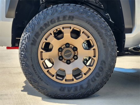 New 2025 Toyota Tacoma Trailhunter image 7