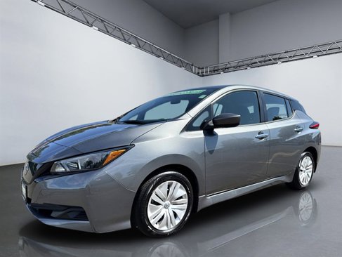 Used 2023 Nissan Leaf S image 11