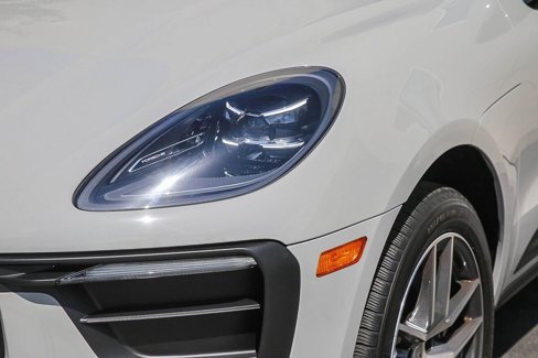 Used 2022 Porsche Macan image 4