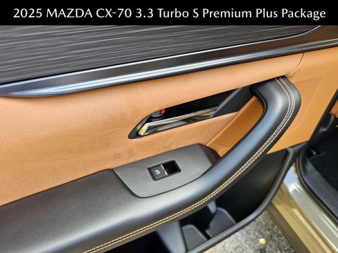 New 2025 MAZDA CX-70 3.3 Turbo S w/ Premium Plus image 24
