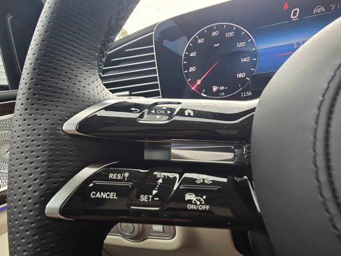 New 2026 Mercedes-Benz GLS 450 4MATIC image 34
