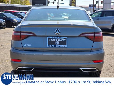 Used 2020 Volkswagen Jetta R-Line image 4