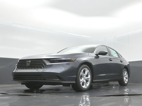 New 2025 Honda Accord LX image 8