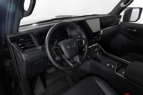 Used 2025 Lexus GX 550 image 13