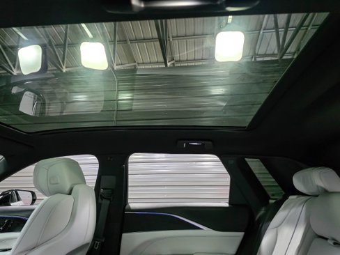 Used 2024 Cadillac Lyriq Luxury w/ LPO, Floor Liner Package image 19
