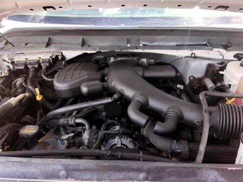 Used 2011 Ford F550 2WD Regular Cab Super Duty w/ Payload Upgrade Pkg image 16