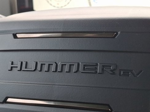 New 2025 GMC Hummer EV 3X image 11