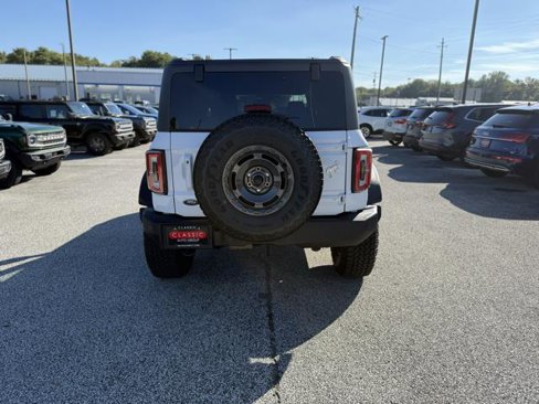 New 2025 Ford Bronco Outer Banks image 6