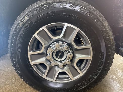 New 2025 Ford F350 Lariat w/ FX4 Off-Road Package image 25