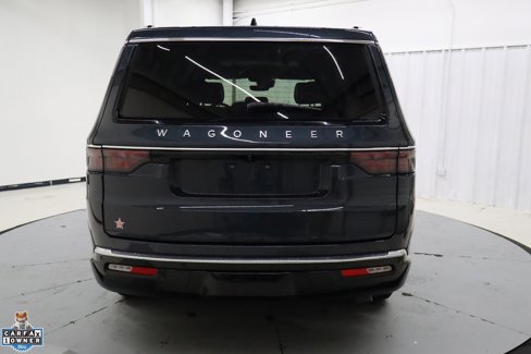 Used 2025 Jeep Wagoneer 4WD w/ Convenience Group I image 6