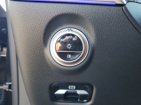 New 2026 Mercedes-Benz CLE 300 4MATIC Coupe image 31
