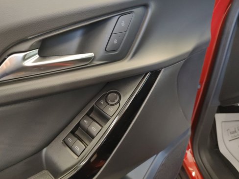 New 2026 Chevrolet Equinox LT image 17