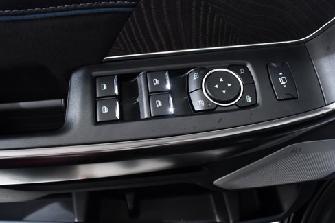New 2025 Ford F350 Platinum w/ FX4 Off-Road Package image 23