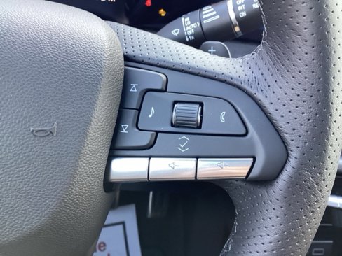 New 2025 Cadillac XT4 Sport w/ Cold Weather Package image 25