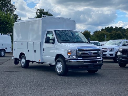 New 2026 Ford E-350 and Econoline 350 Super Duty w/ Power Equipment Group image 2